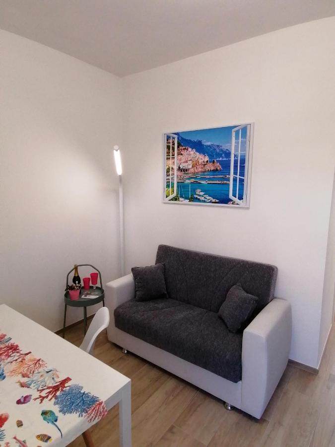 Retroscena Apartment In Centro Civitanova Marche Εξωτερικό φωτογραφία