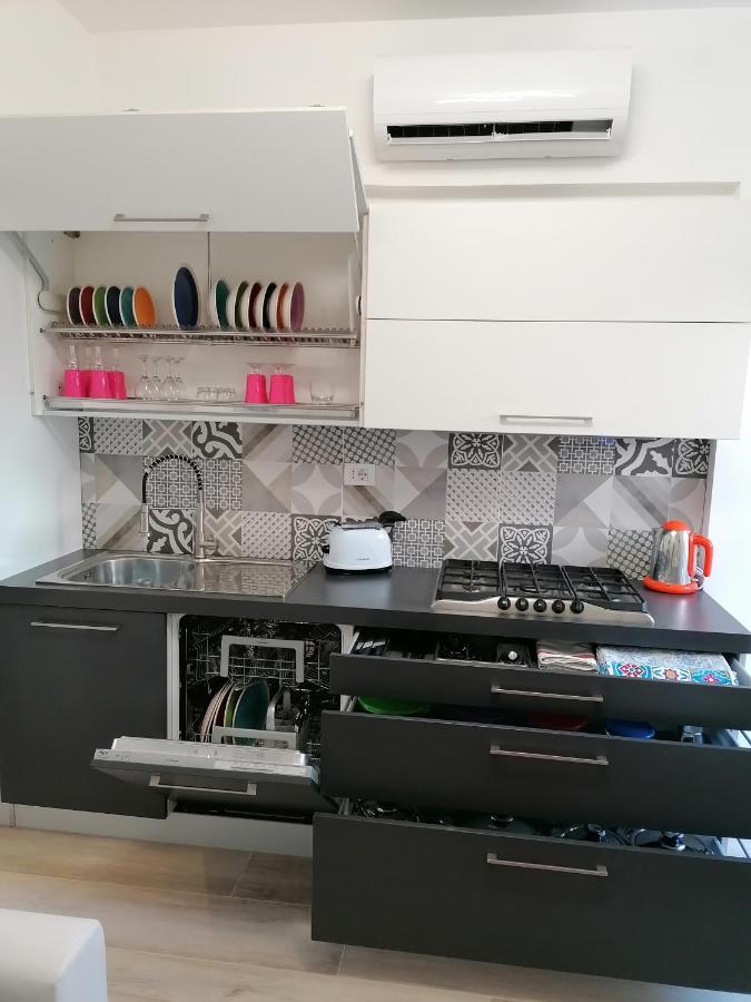 Retroscena Apartment In Centro Civitanova Marche Εξωτερικό φωτογραφία