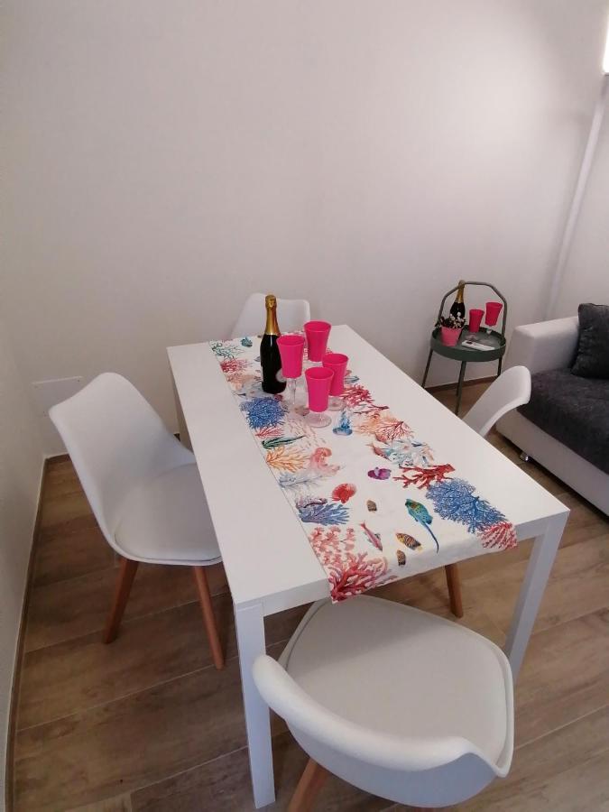 Retroscena Apartment In Centro Civitanova Marche Εξωτερικό φωτογραφία